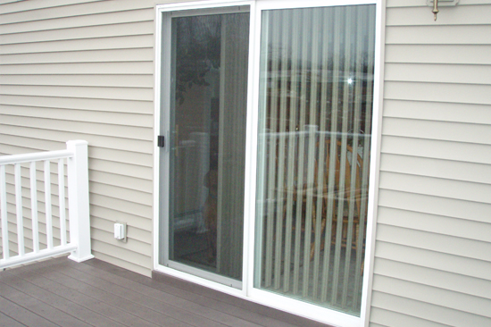 Firebaugh-screen-door-repair